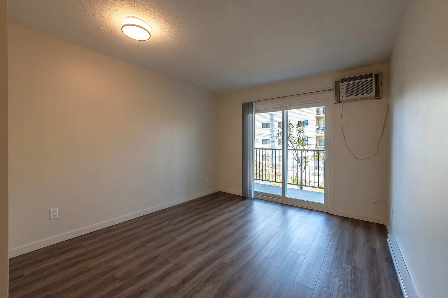 Forestbrook Apartments — Photo 2