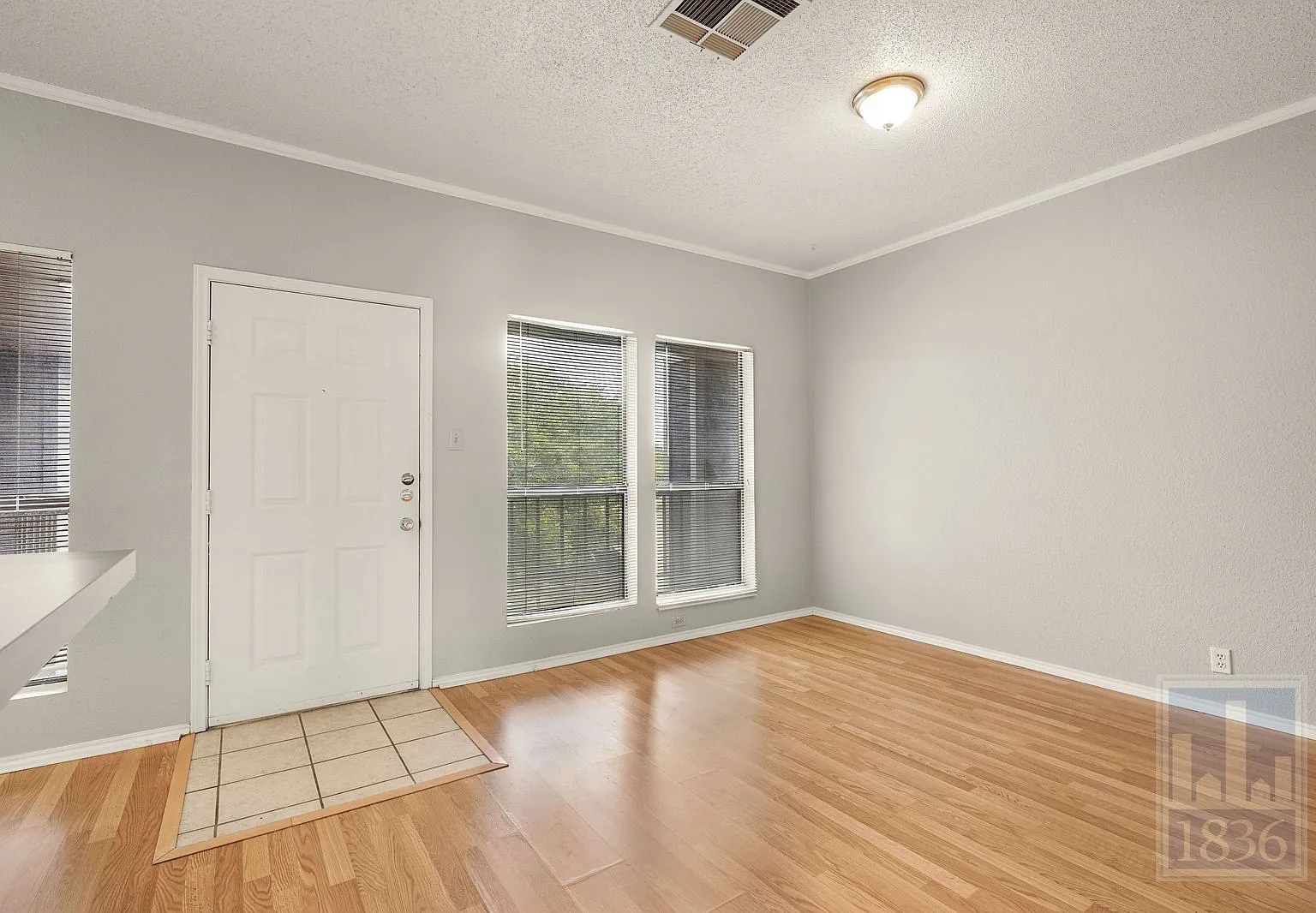 2 bed, 2.0 bath, 716 sqft, $1,500 — Photo 4