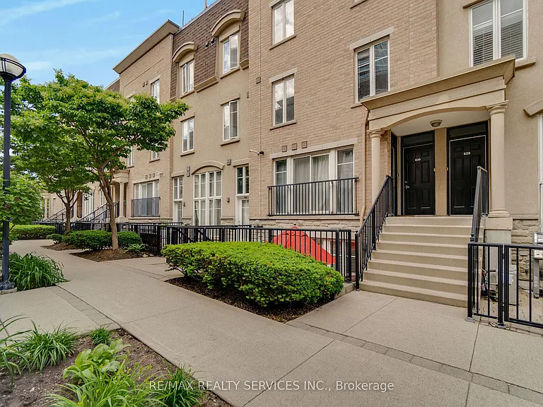 38 Western Battery Rd #632 — Photo 22