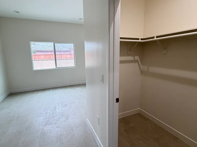 10435 Courson Dr — Photo 6
