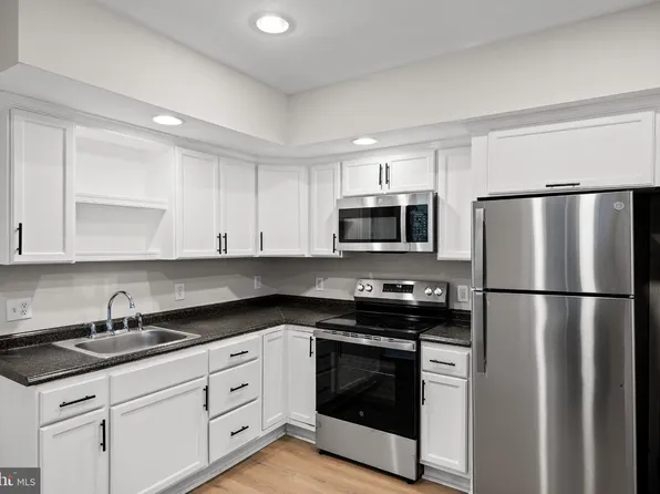 1003 Madison St, Chester, PA 19013
