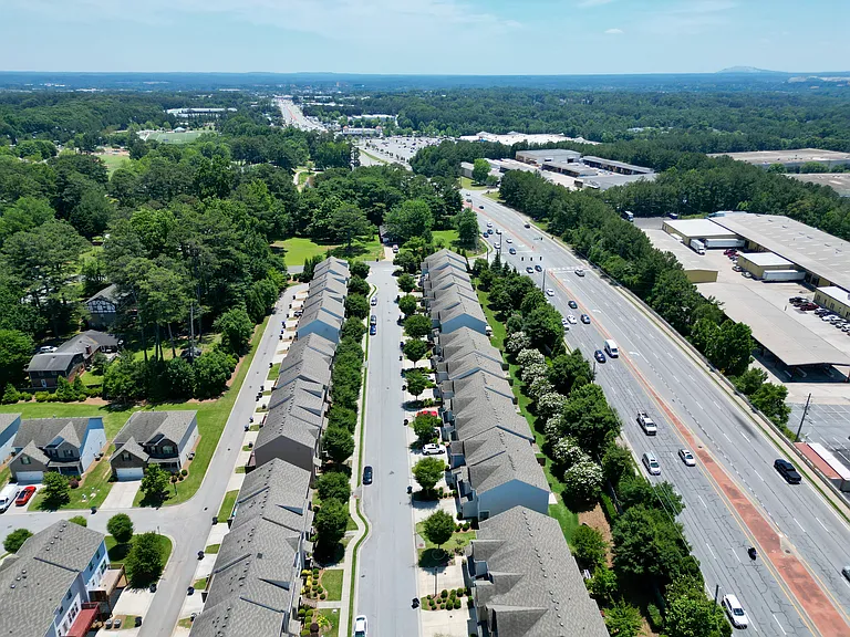 2489 Village Park Bnd — Photo 37