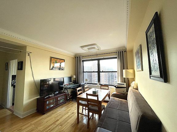 5th image of 9905 63rd Dr APT 9