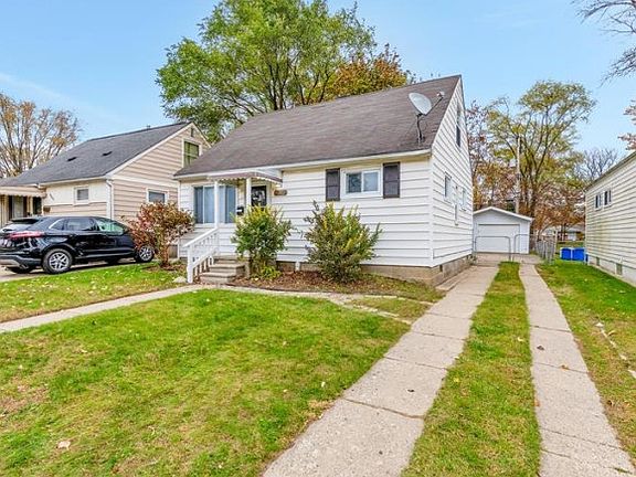 3rd image of 9082 Louise St