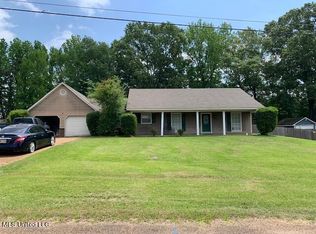 622 Byram Meadows Dr, Byram, MS 39272