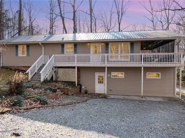 1109 Williams St, Ramseur, NC 27316