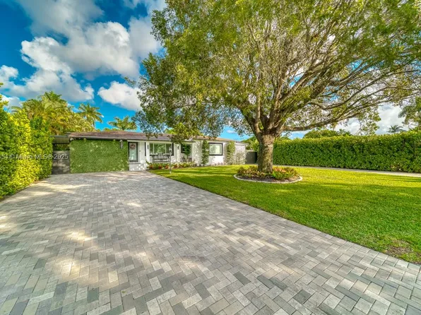 13801 NE 1st Ave, Miami, FL 33161