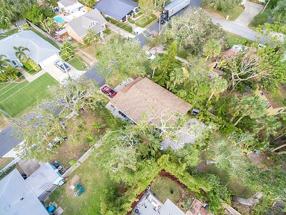 4th image of 207 Oakwood Ave