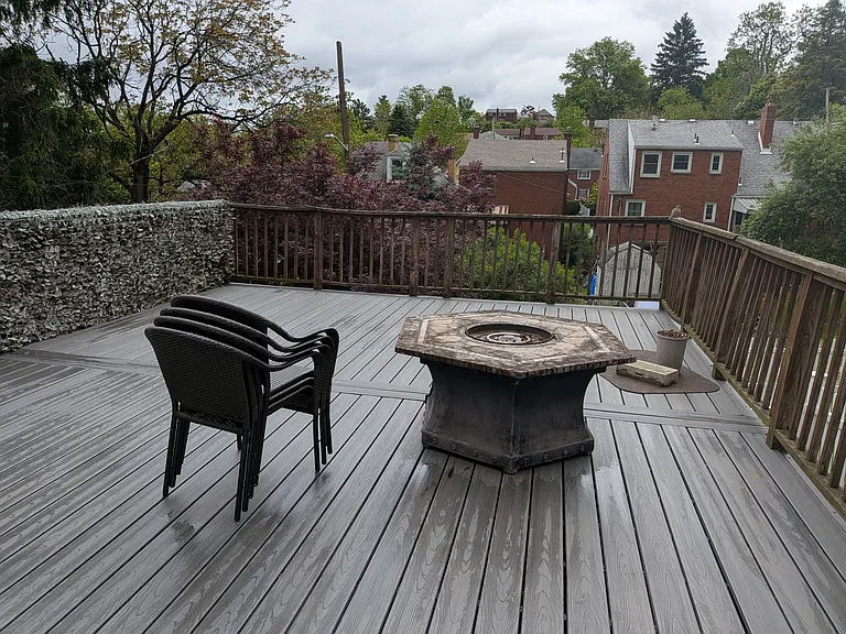 4327 Stanley St — Photo 9