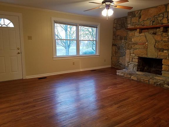 2nd image of 4479 Stenberg Rd
