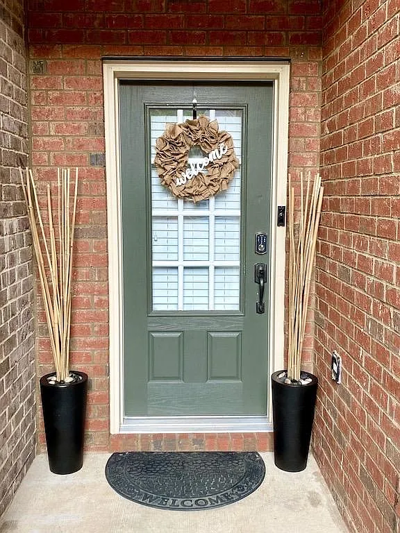 3 bed, 2230 sqft, $3,600 — Photo 2