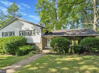 1443 Autumn Rd, Jenkintown, PA 19046