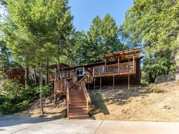 1608 Daphne Drive, Willits, CA 95490