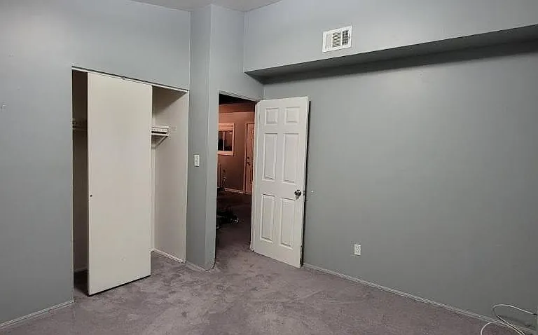 1162 Jason Ave — Photo 5