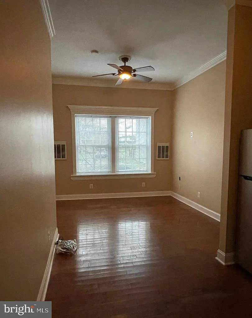Building Photo - 1435 N Franklin St #1