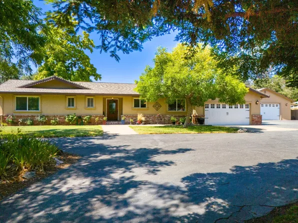 10191 Hillview Rd, Newcastle, CA 95658