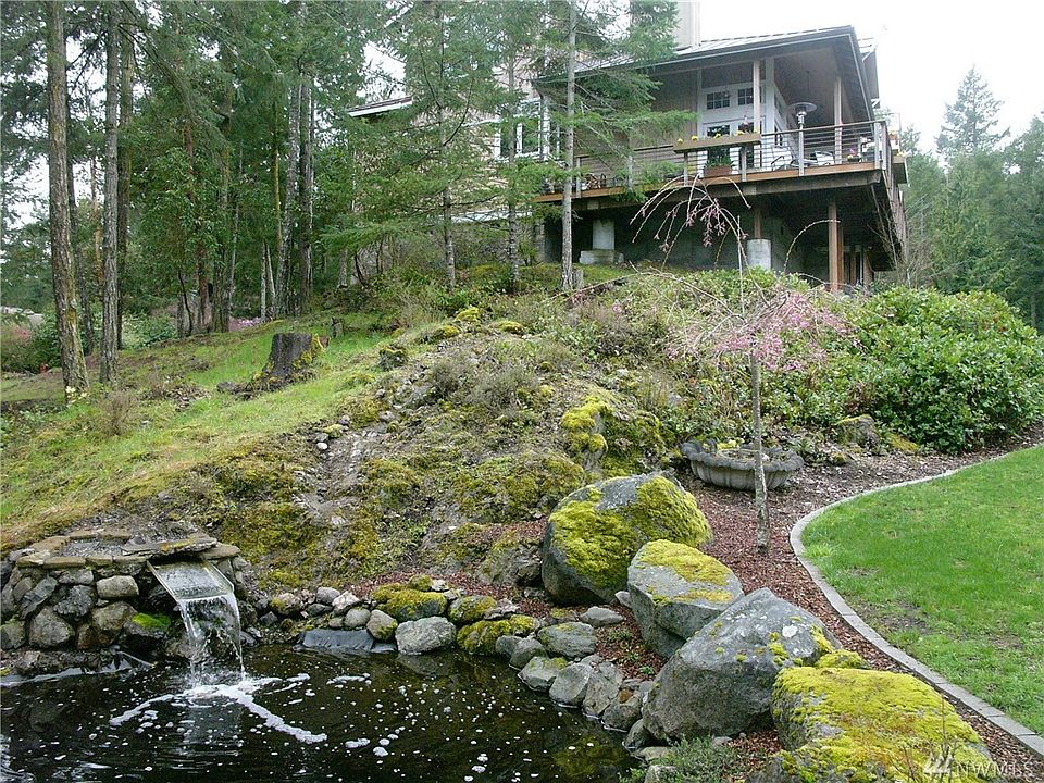 1st image of 130 Gull Cove Ln