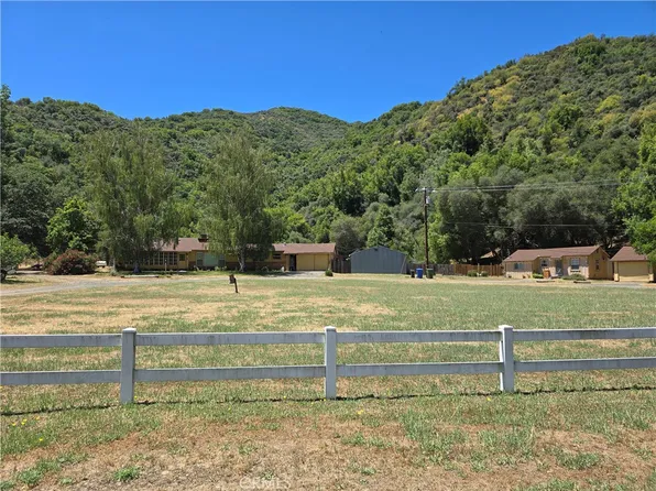 7825 Scotts Valley Rd, Lakeport, CA 95453