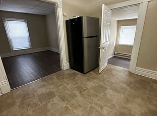 620 7th St S APT 2, La Crosse, WI 54601