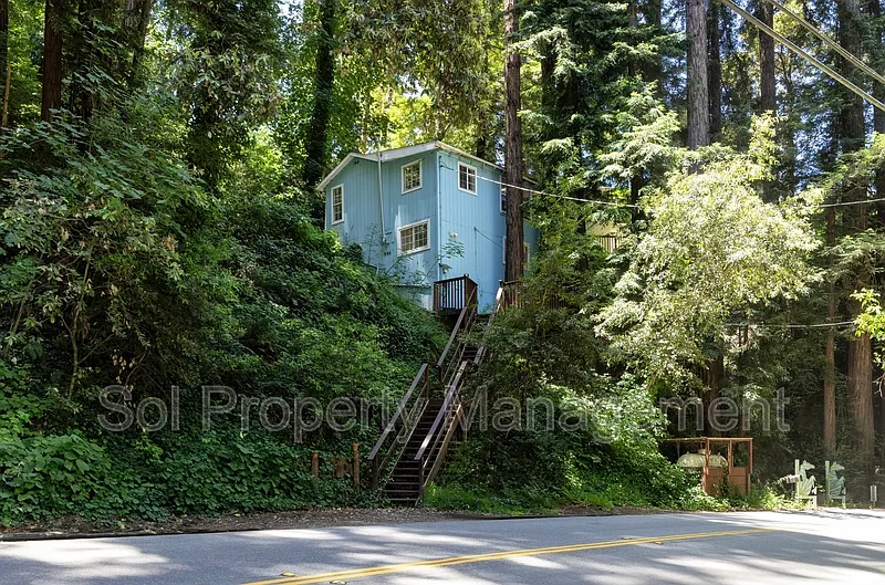 2 bed, 2.0 bath, 616 sqft, $2,750 — Photo 1