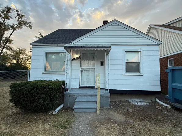 14891 Hartwell St, Detroit, MI 48227