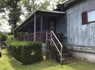 823 Park Ave NE, Norton, VA 24273