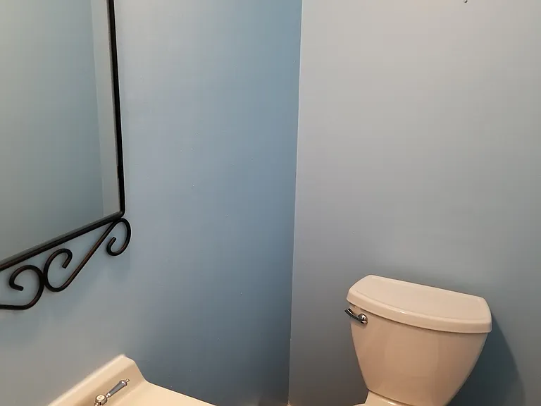 9997 Independence Dr — Photo 3