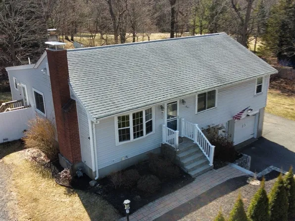 5 W Main St, Hopkinton, MA 01748