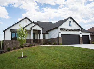 2856 Tara Ct, Springfield, MO 65804