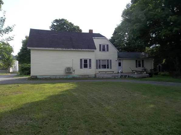 3 Spring Street, Calais, ME 04619