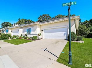 5601 W Woodbriar Ln, Peoria, IL