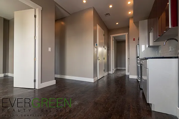 Rented by ERNY LLC | media 19