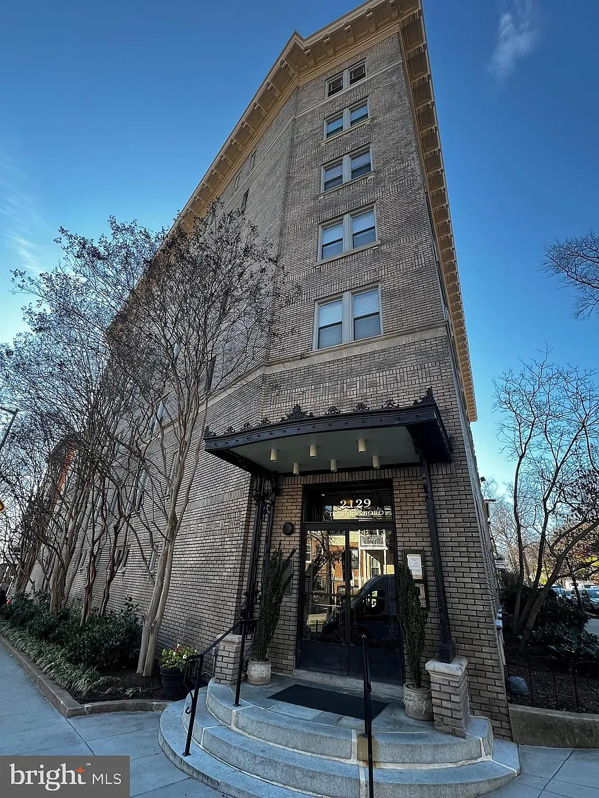 2129 Florida Ave NW APT 203 photo 1