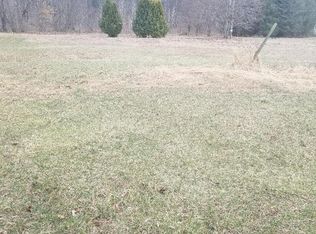 71 Buttonwood Rd, Hillsgrove, PA 18619