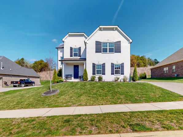 372 Cloverbrook Way, Gallatin, TN 37066