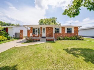 10395 Caledon Ct, Windsor, ON N8R 1C7
