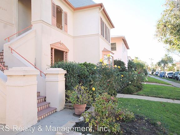 2nd image of 8244 Blackburn Ave