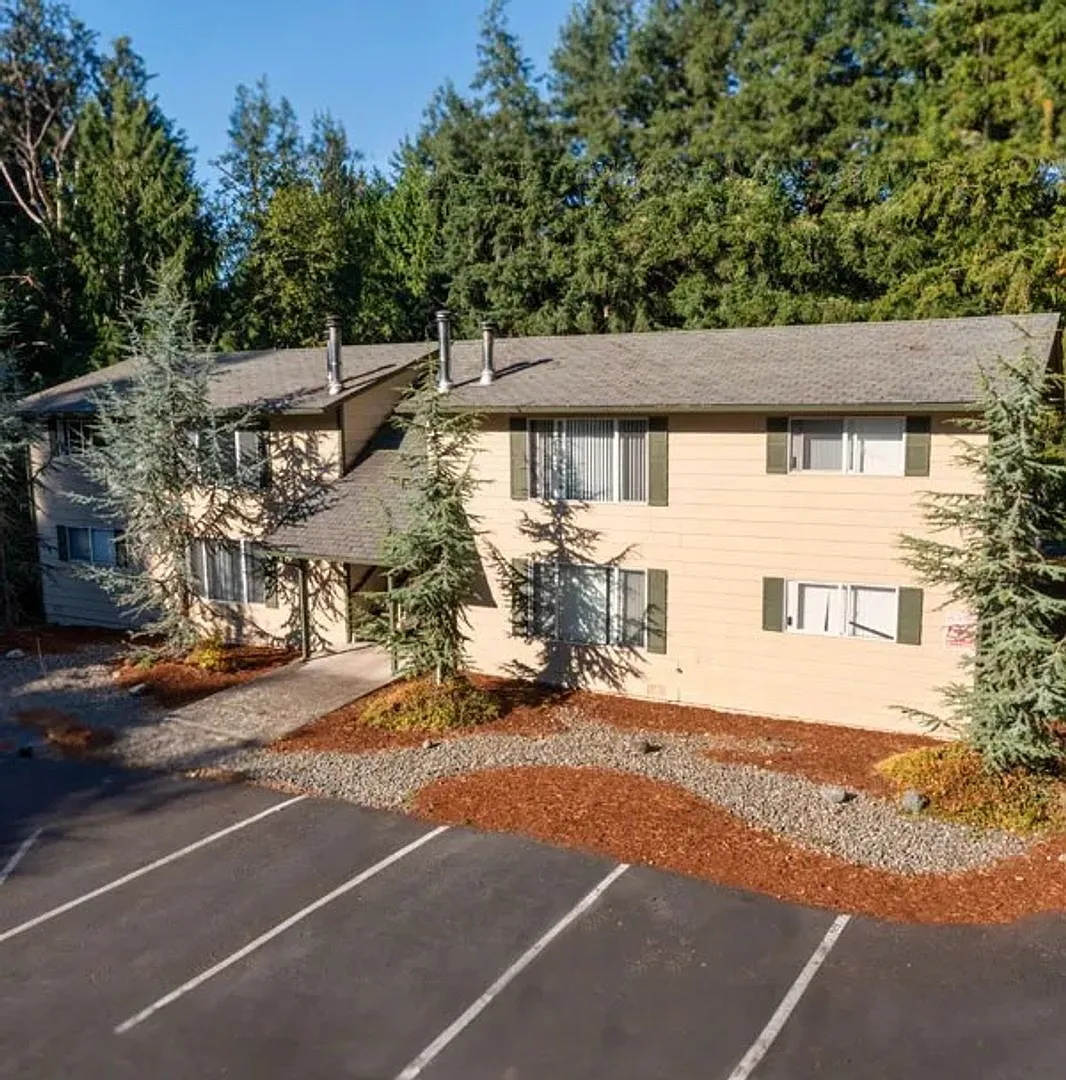 Twin Cedars — Photo 1