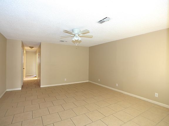 3rd image of 2427 W 15th St