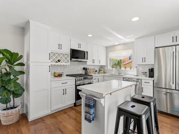 6639 Corte Maria, Carlsbad, CA 92009