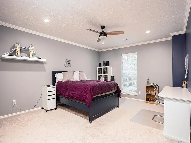 8915 Wallington Dr — Photo 26