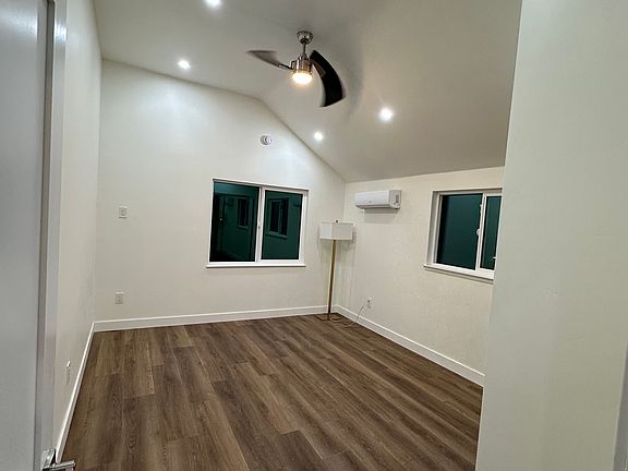 3rd image of 120 B St