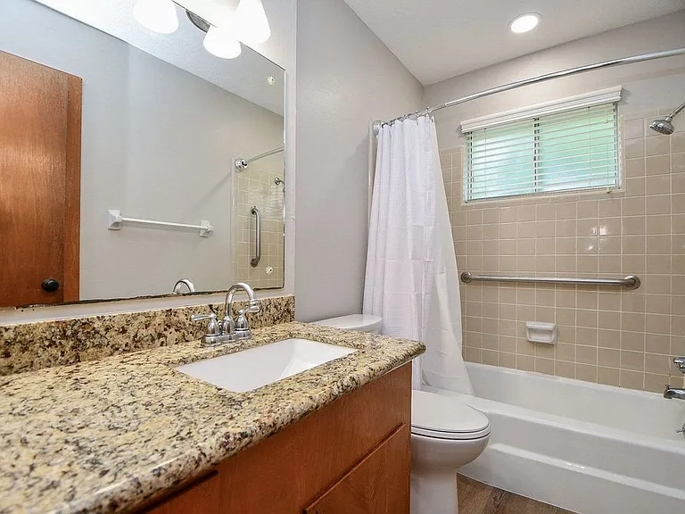 2303 Willow Blvd — Photo 9