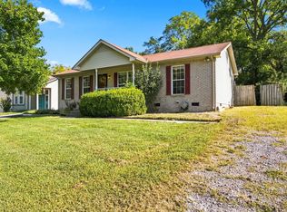123 Rifle Range Rd, Old Hickory, TN 37138