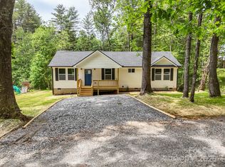125 Redden Rd, Hendersonville, NC 28739