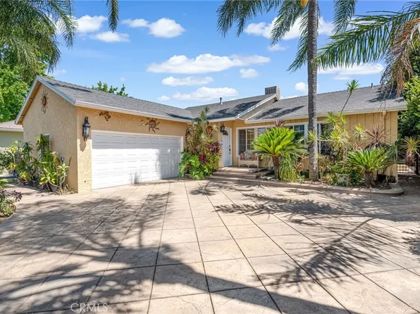 20608 Valerio St, Winnetka, CA 91306