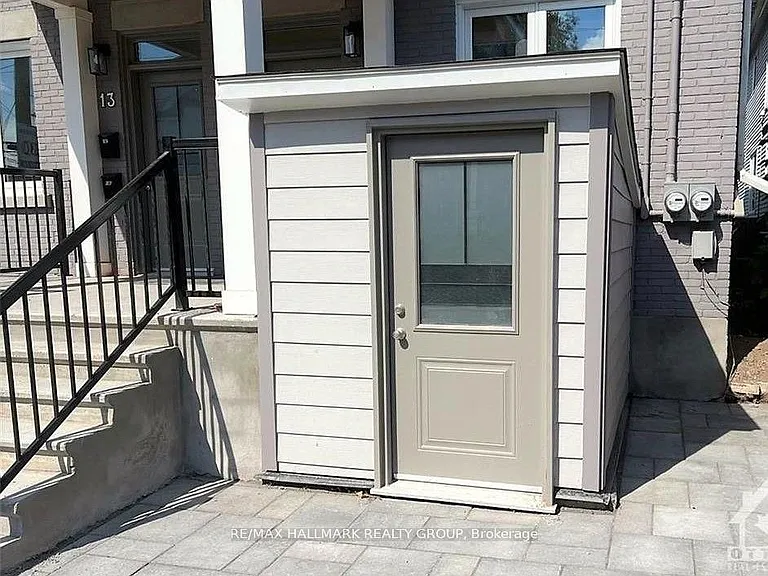 15 Marier Ave #B — Photo 3