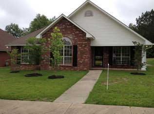 1003 Fisher St, Brookhaven, MS 39601