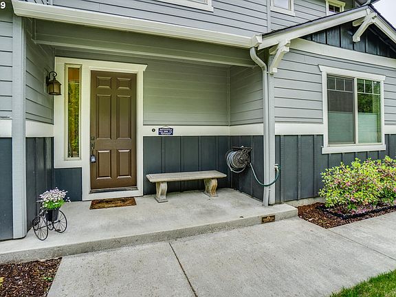 3rd image of 113 NW 25th St