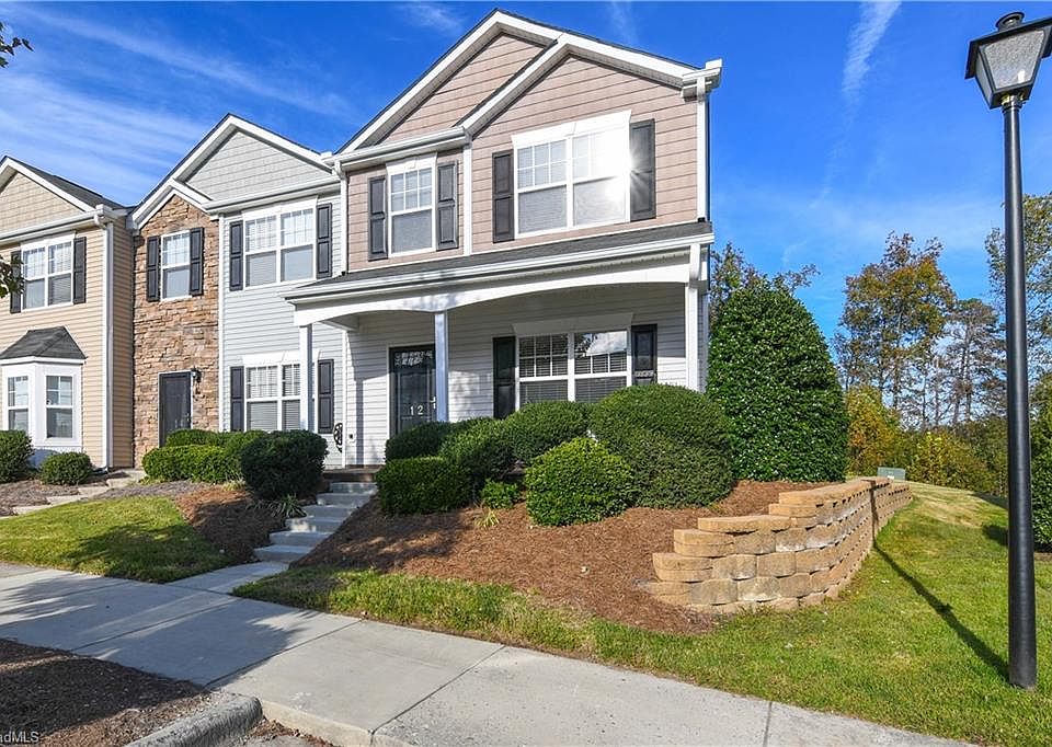 1st image of 12 Arbor Hill Pl